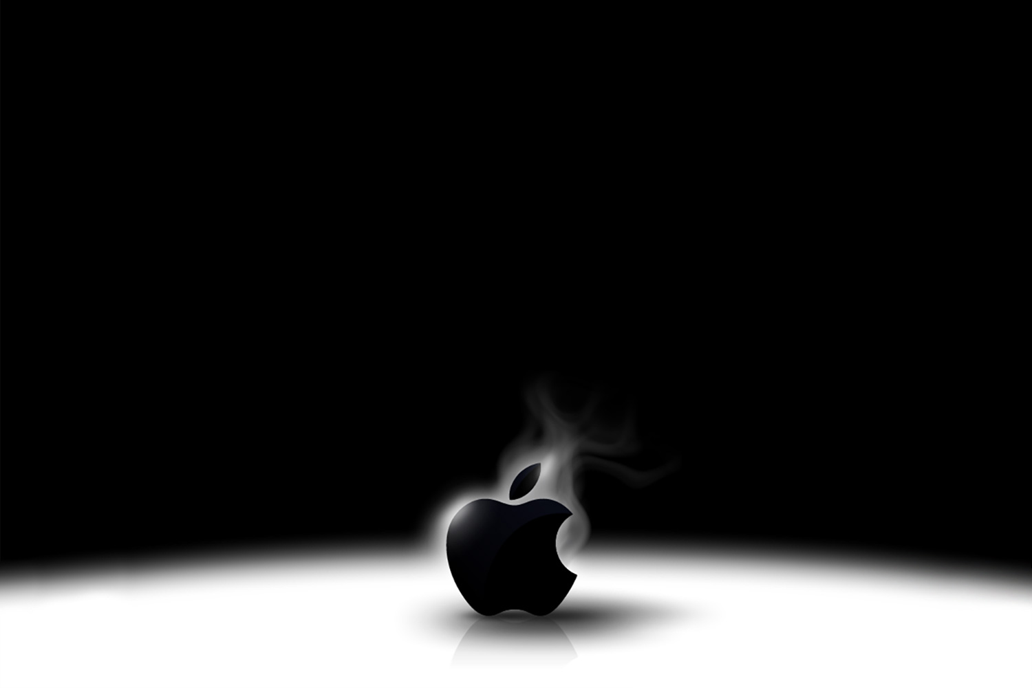 Logo d'Apple noir et fumant